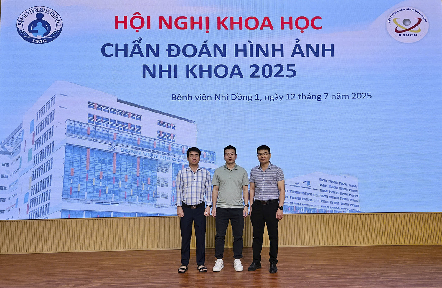 Các cán bộ, giảng viên Bộ môn Chẩn đoán hình ảnh dự hội nghị