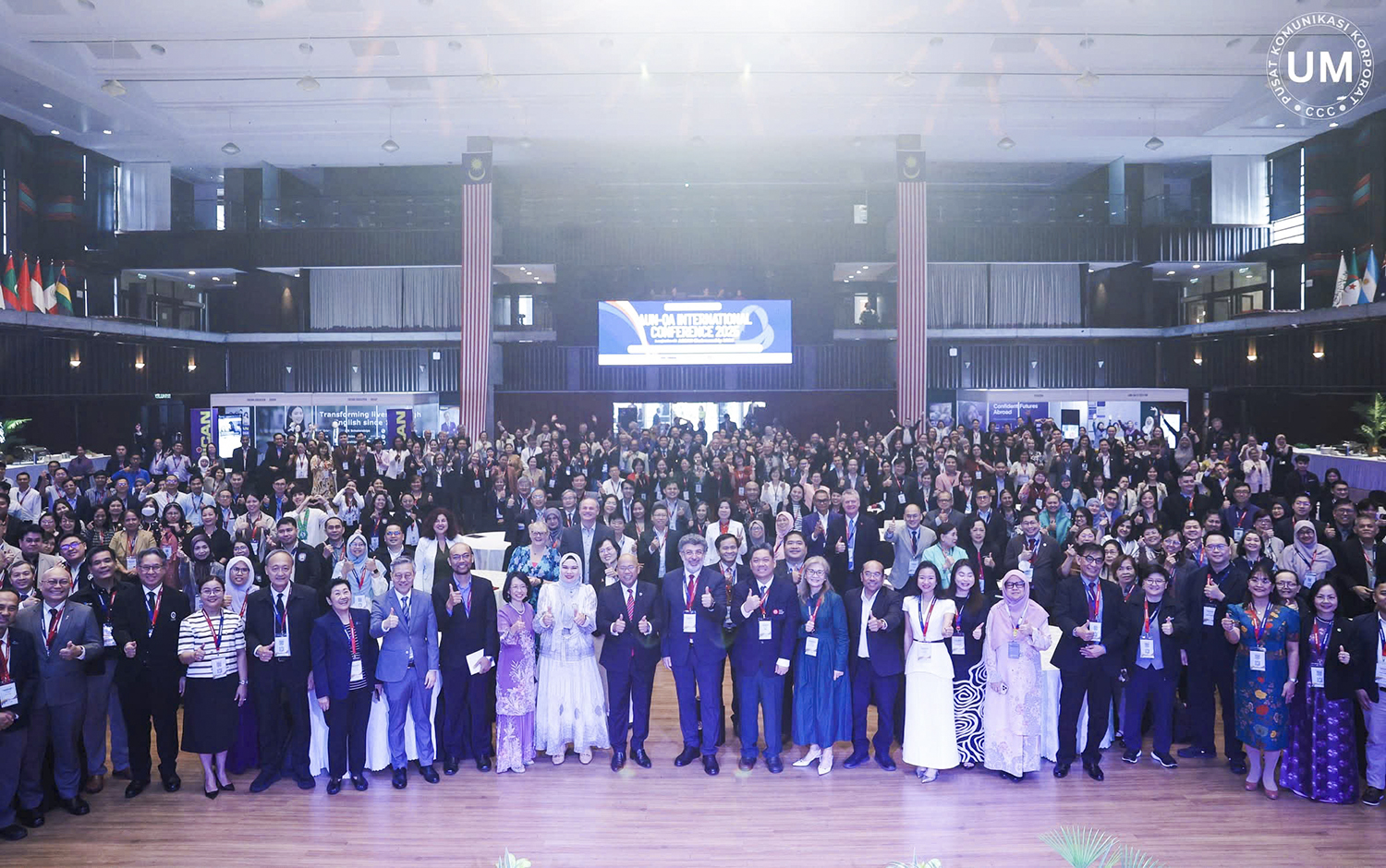 Các đại biểu tham dự Hội nghị Đảm bảo chất lượng quốc tế năm 2025