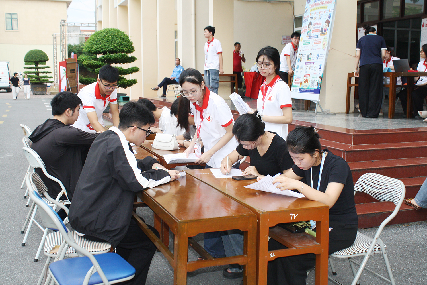 Chiến dịch hiến máu “Những giọt hồng hè” năm 2026: Nối vòng tay Y Dược trao giọt hồng yêu thương