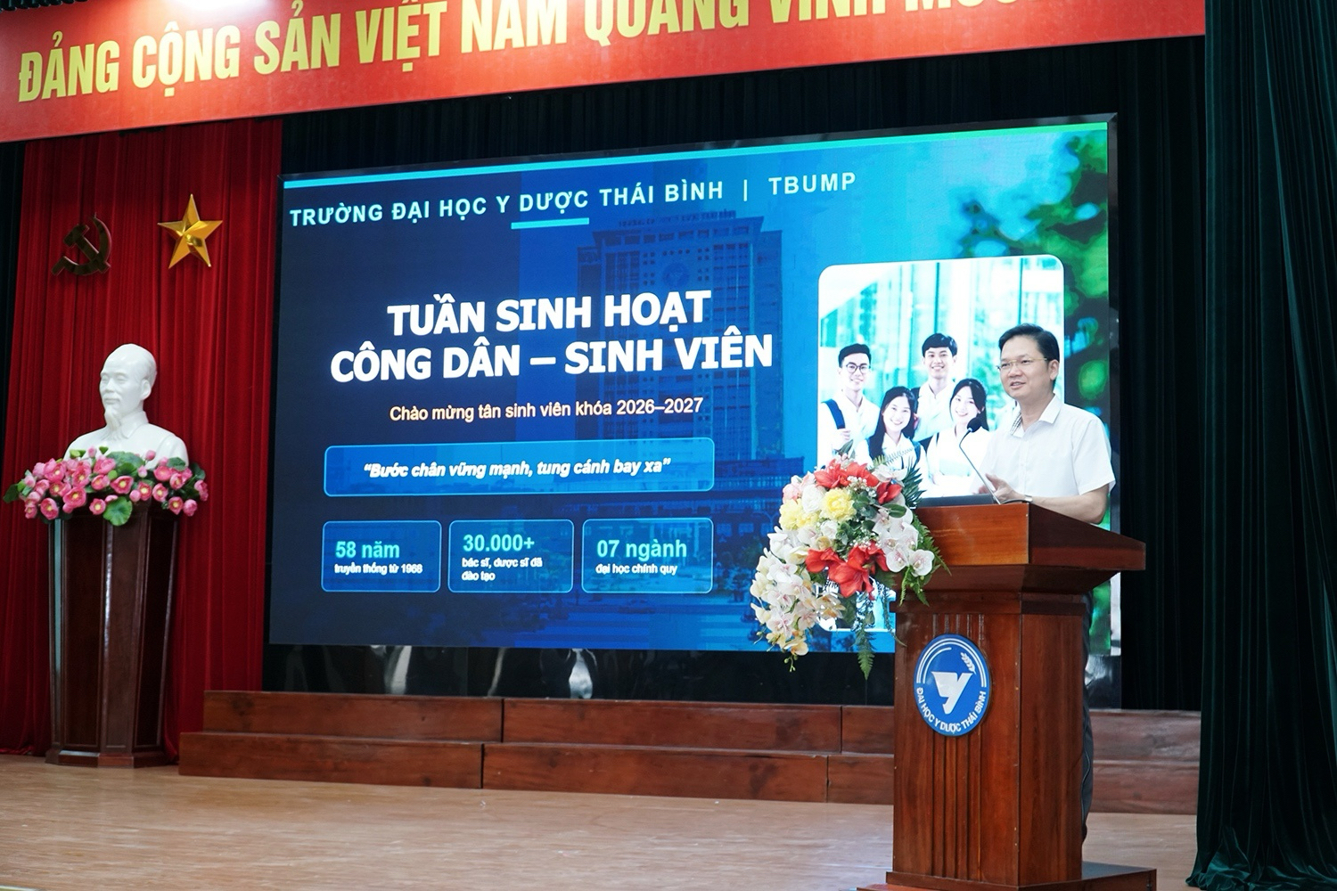 Tuần sinh hoạt công dân sinh viên đầu khóa: Hoạt động đa dạng, nội dung thiết thực
