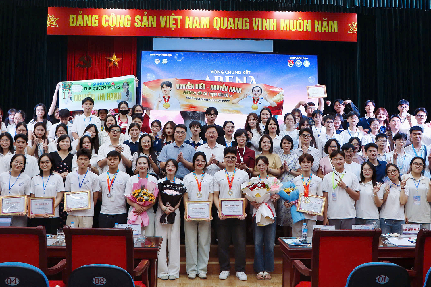 Sôi nổi vòng chung kết Đấu trường Hóa Sinh – Arena of BioChem 2026