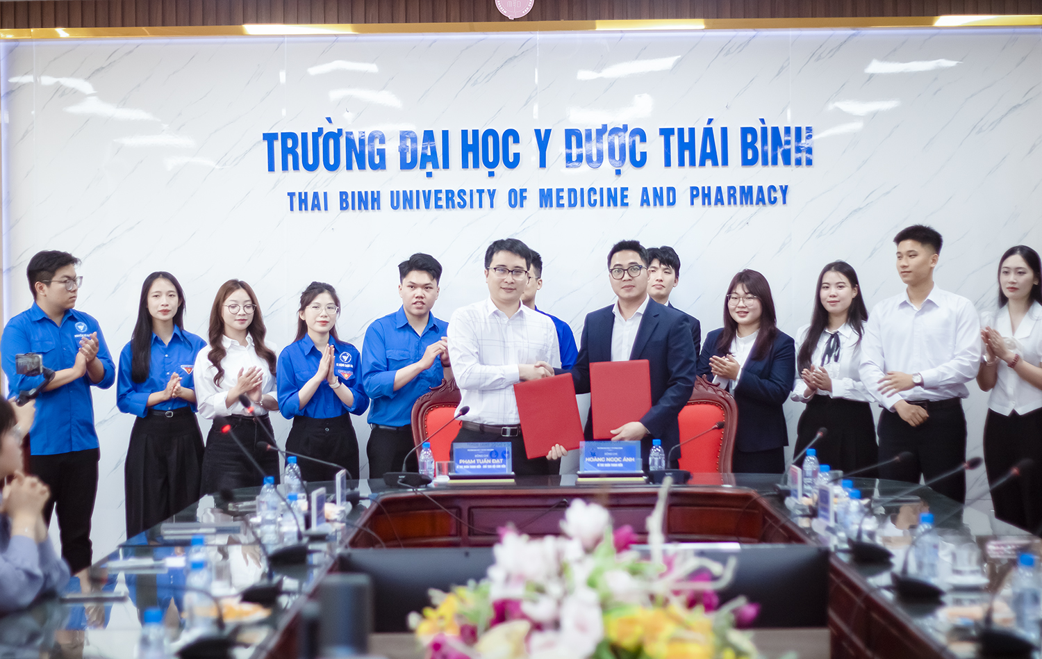 Ký kết biên bản ghi nhớ hợp tác với Đoàn Thanh niên Trường Đại học Y tế Công cộng
