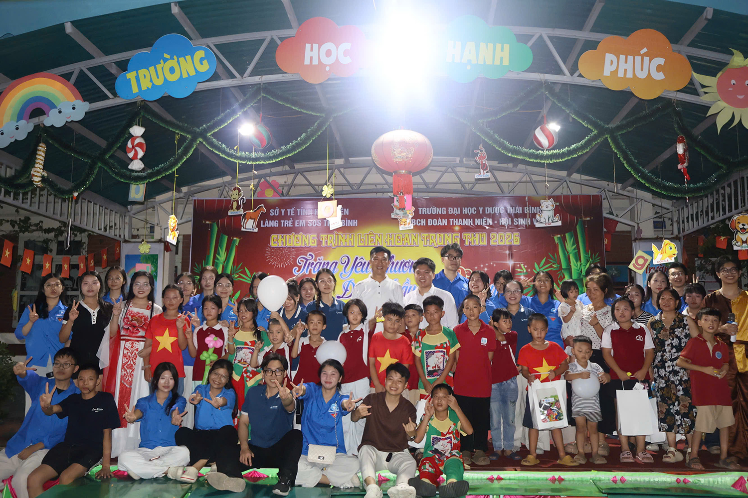 “Trăng yêu thương – Đong đầy hạnh phúc”: Lan tỏa yêu thương, mang đến một mùa trăng trọn vẹn